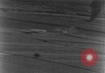 Standbild strafing europäische Theater, 1944, aus Sekunde 12 historischem Filmmaterial Videoclip 65675045707