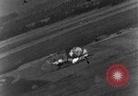 Standbild strafing europäische Theater, 1944, aus Sekunde 23 historischem Filmmaterial Videoclip 65675045707