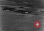 Standbild strafing europäische Theater, 1944, aus Sekunde 37 historischem Filmmaterial Videoclip 65675045707