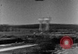 Standbild strafing europäische Theater, 1944, aus Sekunde 32 historischem Filmmaterial Videoclip 65675045709