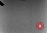 Standbild strafing europäische Theater, 1944, aus Sekunde 39 historischem Filmmaterial Videoclip 65675045709