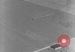 Standbild strafing europäische Theater, 1944, aus Sekunde 7 historischem Filmmaterial Videoclip 65675045710