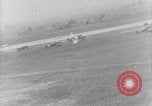 Standbild strafing europäische Theater, 1944, aus Sekunde 14 historischem Filmmaterial Videoclip 65675045710