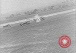 Standbild strafing europäische Theater, 1944, aus Sekunde 15 historischem Filmmaterial Videoclip 65675045710