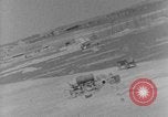 Standbild strafing europäische Theater, 1944, aus Sekunde 19 historischem Filmmaterial Videoclip 65675045710
