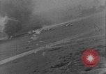Standbild strafing europäische Theater, 1944, aus Sekunde 28 historischem Filmmaterial Videoclip 65675045710