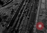 Standbild strafing europäische Theater, 1944, aus Sekunde 11 historischem Filmmaterial Videoclip 65675045711