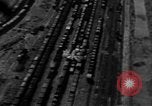 Standbild strafing europäische Theater, 1944, aus Sekunde 14 historischem Filmmaterial Videoclip 65675045711