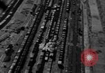 Standbild strafing europäische Theater, 1944, aus Sekunde 15 historischem Filmmaterial Videoclip 65675045711