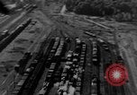 Standbild strafing europäische Theater, 1944, aus Sekunde 21 historischem Filmmaterial Videoclip 65675045711
