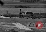 Standbild strafing europäische Theater, 1944, aus Sekunde 30 historischem Filmmaterial Videoclip 65675045711