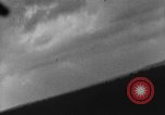 Standbild strafing europäische Theater, 1944, aus Sekunde 23 historischem Filmmaterial Videoclip 65675045716