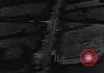 Standbild strafing europäische Theater, 1944, aus Sekunde 30 historischem Filmmaterial Videoclip 65675045716