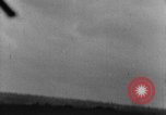 Standbild strafing europäische Theater, 1944, aus Sekunde 32 historischem Filmmaterial Videoclip 65675045717