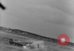 Standbild strafing europäische Theater, 1944, aus Sekunde 24 historischem Filmmaterial Videoclip 65675045718