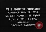 Standbild strafing europäische Theater, 1944, aus Sekunde 4 historischem Filmmaterial Videoclip 65675045719