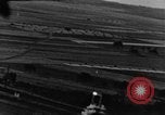 Standbild strafing europäische Theater, 1944, aus Sekunde 11 historischem Filmmaterial Videoclip 65675045719