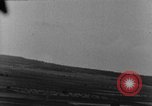 Standbild strafing europäische Theater, 1944, aus Sekunde 12 historischem Filmmaterial Videoclip 65675045719