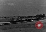 Standbild strafing europäische Theater, 1944, aus Sekunde 16 historischem Filmmaterial Videoclip 65675045719
