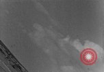 Standbild strafing europäische Theater, 1944, aus Sekunde 31 historischem Filmmaterial Videoclip 65675045719