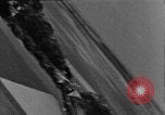 Standbild strafing europäische Theater, 1944, aus Sekunde 40 historischem Filmmaterial Videoclip 65675045719