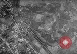 Immagine di Mitsubishi 97 Teatro pacifico, 1941, secondo 10 filmato di repertorio 65675045808