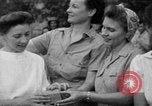 Image Des civils américains Santo Tomas Philippines, 1945, de la seconde 48 séquences d'archives historiques vidéo 65675045812