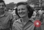 Image Des civils américains Santo Tomas Philippines, 1945, de la seconde 52 séquences d'archives historiques vidéo 65675045812