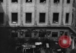 Image Des civils américains Santo Tomas Philippines, 1945, de la seconde 10 séquences d'archives historiques vidéo 65675045813