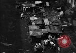 Image Des civils américains Santo Tomas Philippines, 1945, de la seconde 13 séquences d'archives historiques vidéo 65675045813