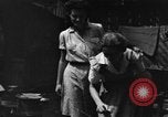 Image Des civils américains Santo Tomas Philippines, 1945, de la seconde 17 séquences d'archives historiques vidéo 65675045813