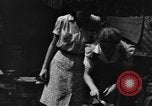 Image Des civils américains Santo Tomas Philippines, 1945, de la seconde 18 séquences d'archives historiques vidéo 65675045813