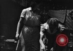 Image Des civils américains Santo Tomas Philippines, 1945, de la seconde 19 séquences d'archives historiques vidéo 65675045813