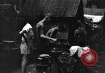 Image Des civils américains Santo Tomas Philippines, 1945, de la seconde 45 séquences d'archives historiques vidéo 65675045813