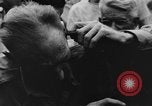 Image des prisonniers de guerre américains Bilibid Philippines, 1945, de la seconde 56 séquences d'archives historiques vidéo 65675045814