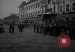 Image Army Rangers avec Alamo Scouts et des guérilleros philippins d'un camp de prisonniers japonais raid Cabanatuan Philippines, 1945, de la seconde 17 séquences d'archives historiques vidéo 65675045815