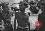 Image Army Rangers avec Alamo Scouts et des guérilleros philippins d'un camp de prisonniers japonais raid Cabanatuan Philippines, 1945, de la seconde 45 séquences d'archives historiques vidéo 65675045815