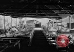 Image Libéré des prisonniers de guerre américains soignés en hôpital de Cabanatuan Philippines, 1945, de la seconde 15 séquences d'archives historiques vidéo 65675045817