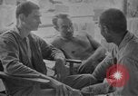 Image Libéré des prisonniers de guerre américains soignés en hôpital de Cabanatuan Philippines, 1945, de la seconde 25 séquences d'archives historiques vidéo 65675045817