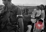 Image des prisonniers américains Philippines, 1945, de la seconde 4 séquences d'archives historiques vidéo 65675045823