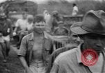 Image des prisonniers américains Philippines, 1945, de la seconde 36 séquences d'archives historiques vidéo 65675045823