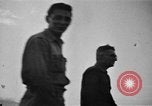 Image des prisonniers américains Philippines, 1945, de la seconde 16 séquences d'archives historiques vidéo 65675045824