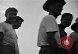 Image des prisonniers américains Philippines, 1945, de la seconde 21 séquences d'archives historiques vidéo 65675045824