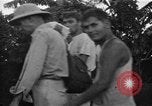 Image des prisonniers américains Philippines, 1945, de la seconde 42 séquences d'archives historiques vidéo 65675045824