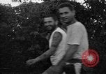 Image des prisonniers américains Philippines, 1945, de la seconde 51 séquences d'archives historiques vidéo 65675045824