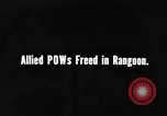 Image des prisonniers de guerre alliés Rangoon Birmanie, 1945, de la seconde 1 séquences d'archives historiques vidéo 65675045827