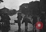 Image des prisonniers de guerre alliés Rangoon Birmanie, 1945, de la seconde 27 séquences d'archives historiques vidéo 65675045827