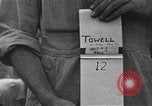 Standbild Palawan Massaker Opfer geborgen Palawan Philippinen, 1945, aus Sekunde 46 historischem Filmmaterial Videoclip 65675045829