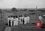 Standbild japanischen Gefangenen Philippinen, 1945, aus Sekunde 16 historischem Filmmaterial Videoclip 65675045830