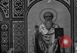 Standbild beschädigte Kirche Ukraine, 1943, aus Sekunde 37 historischem Filmmaterial Videoclip 65675045843